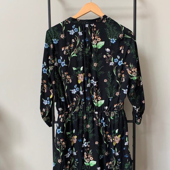 Floral Dress - Picture 4 of 5